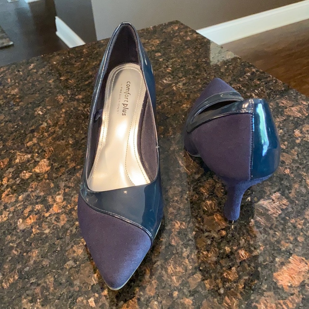 Navy blue pumps